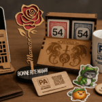 Bannière du Petit Atelier du Maker avec créations artisanales en bois, gravure, impression 3D et découpe vinyle